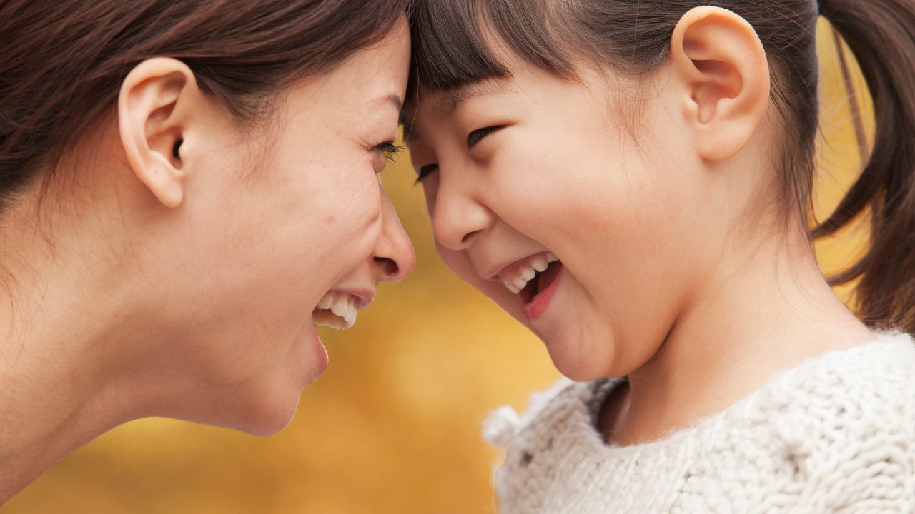 mom and daughter