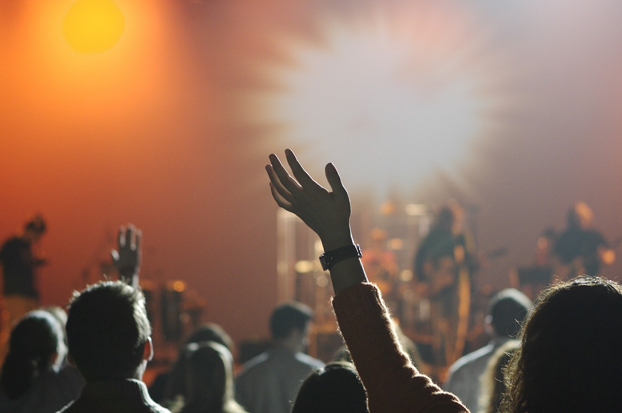 introvert church service