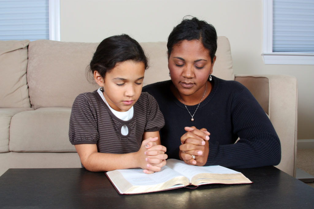 prayer activities for kids to do with parents