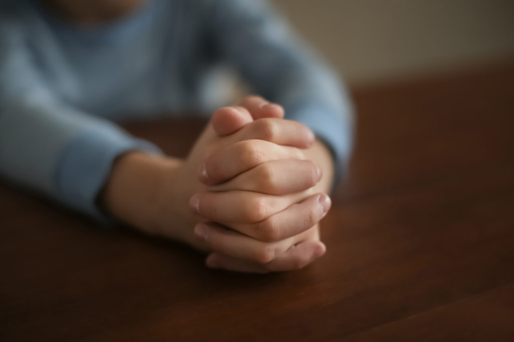praying at table